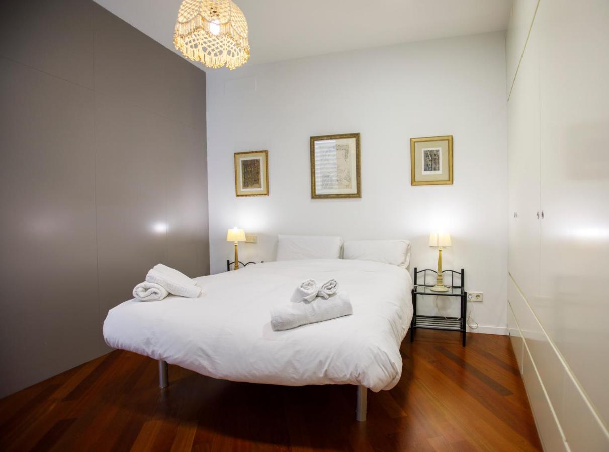 Rentalsevilla A Los Pies De La Giralda Екстер'єр фото