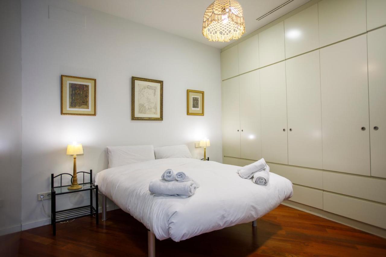 Rentalsevilla A Los Pies De La Giralda Екстер'єр фото